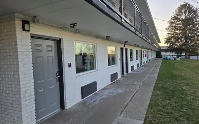 Dutch Wonderland Inn