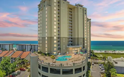 Grand Panama Beach Resort - PET Friendly by Panhandle Getaways