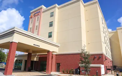Comfort Suites Gainesville near University