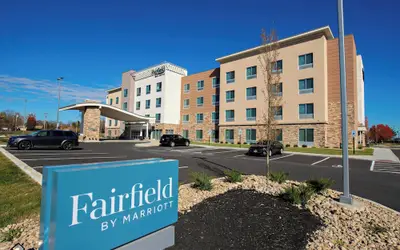 Fairfield Inn & Suites by Marriott Dayton North