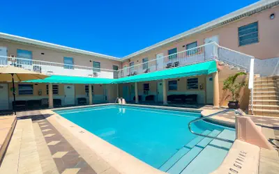 Hollywood Beach Blue Wave