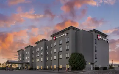 Best Western Plus Williston Hotel & Suites