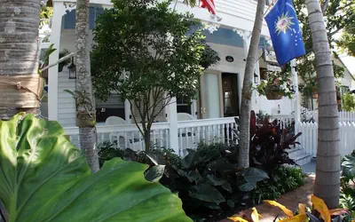 Seascape Tropical Inn - Adult Exclusive