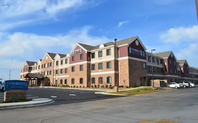 Staybridge Suites Bowling Green by IHG