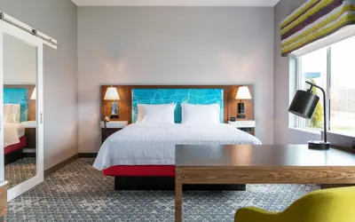 Hampton Inn & Suites Marshfield