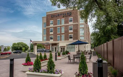 Courtyard by Marriott Rochester Downtown
