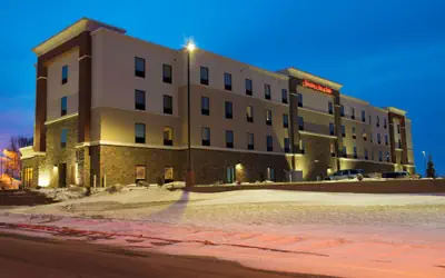 Hampton Inn & Suites Bismarck Northwest