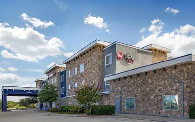 Best Western Plus Fort Worth Forest Hill Inn & Suites