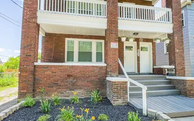 The Horseshoe Falls Villa- 6BR Free Parking, Minutes From Falls & Casino