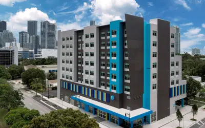Tru by Hilton Miami West Brickell