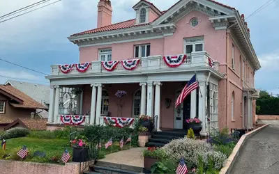 Pendleton House Historic Inn and B&B