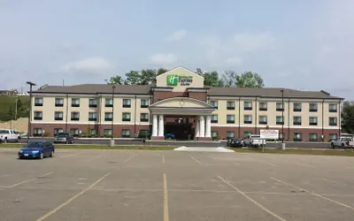 Holiday Inn Express & Suites Cambridge by IHG