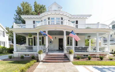 The Edenton Collection-Captain's Quarters Inn