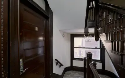 White House at Grand Central