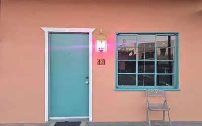 The New Star Motel with Studio-Kitchens: 1950s Extended-Stay Lodging and Retreat Center