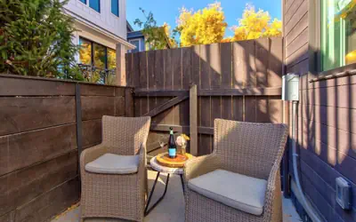 Empire Avenue Townhomes by KBM