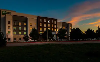 Holiday Inn Express & Suites Garland E - Lake Hubbard I30 by IHG