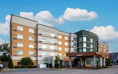 Courtyard by Marriott Charleston Downtown/Civic Center