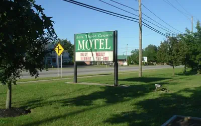 Fels Three Crown Motel