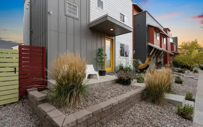 Sleek Home Near Old Town W/ Rftp Hot Tub & Mtn Views