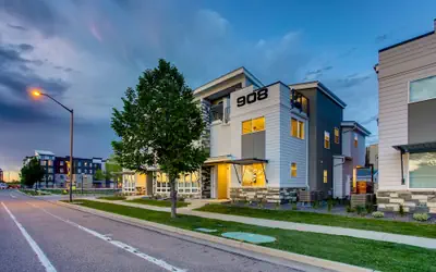 Old Town Swank - Brand New to Brewery District!