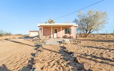 Goat House - Bbq, Hammocks And Dark Skies! 1 Bedroom Home by RedAwning