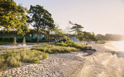 Silver Sands Motel & Beach Bungalows