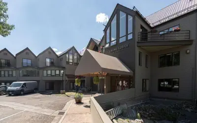 Walk To Ski! Bay Window View Of River & Ski Mountain 1 Bedroom Condo by RedAwning