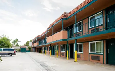 Century Motel Buena Park Anaheim I-5
