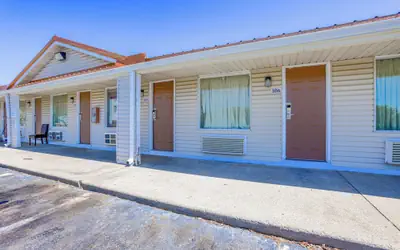 Cozy Garden Inn By OYO Hwy 40 Richmond