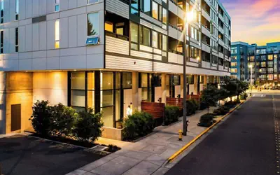 Open Loft in Redmond Core - 92 Walkscore