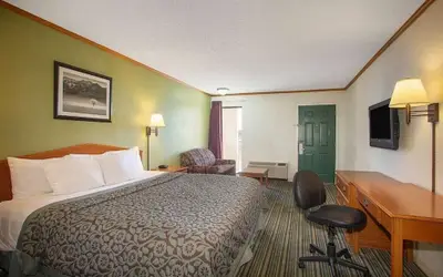 Economy Hotel Wichita- Florence St.