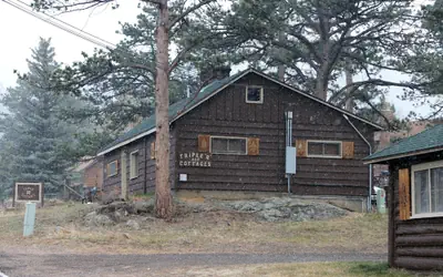 Triple R Cottages: 4 1 Bedroom Cabin