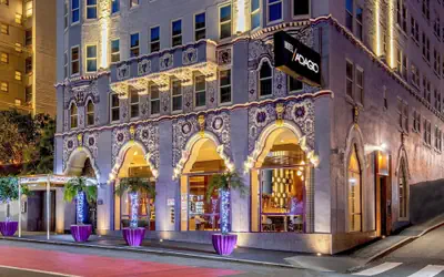 Hotel Adagio, Autograph Collection