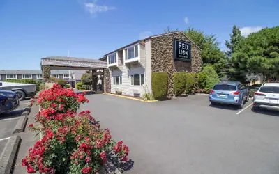 Red Lion Inn & Suites Vancouver
