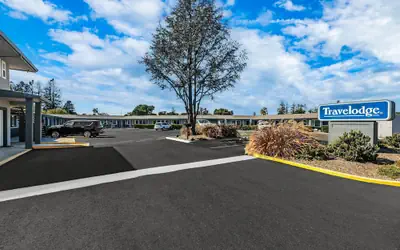 Travelodge by Wyndham Santa Rosa Wine Country