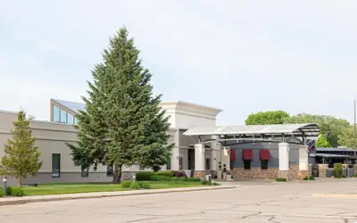 DoubleTree by Hilton Austin, MN