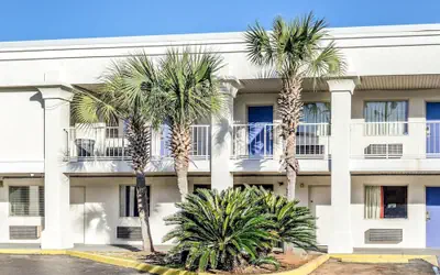 Motel 6 Saraland, AL