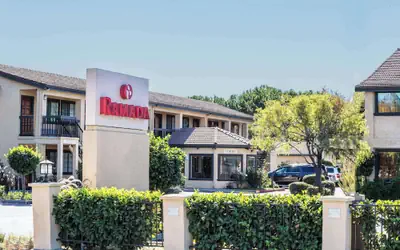 Ramada by Wyndham Mountain View