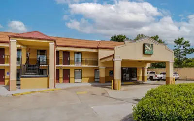 Quality Inn Acworth North