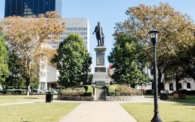 The Lafayette New Orleans By Kasa Living