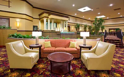 Holiday Inn Hotel & Suites Cincinnati - Eastgate by IHG