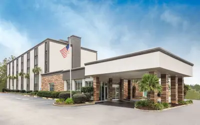 Wyndham Garden Summerville