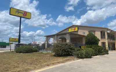 Super 8 by Wyndham Decatur Texas