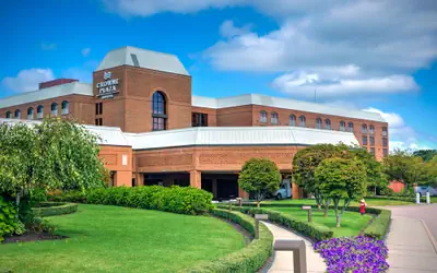 Crowne Plaza Providence-Warwick Airport by IHG