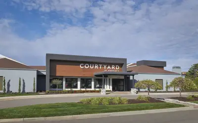 Courtyard by Marriott Detroit Troy