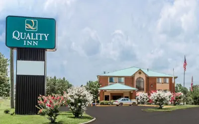Quality Inn Pell City I-20 exit 158