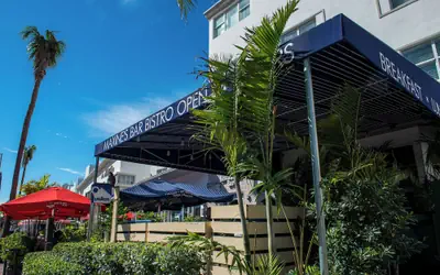 Catalina Hotel & Beach Club