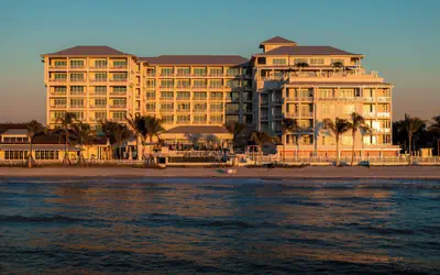 Naples Beach Club, A Four Seasons Resort
