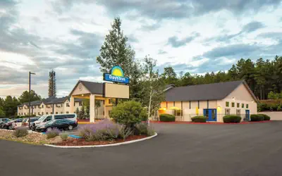 Days Inn by Wyndham Williams